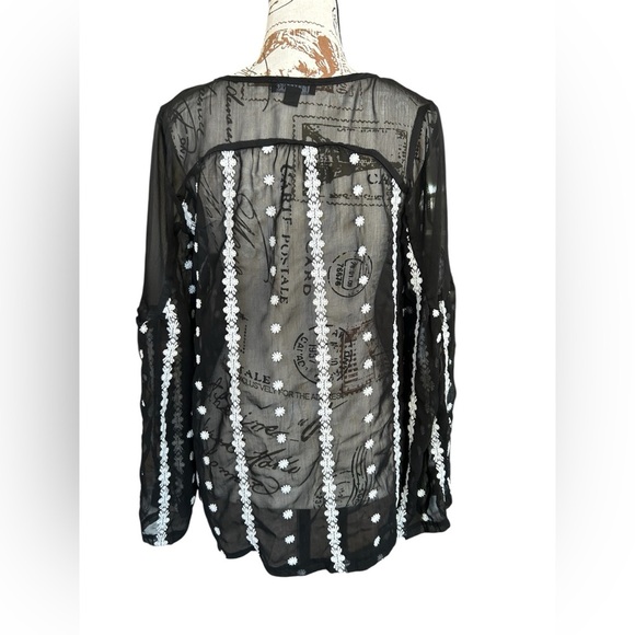 5/$25 Timing women’s black chiffon blouse with white stitched design size small - Picture 4 of 8